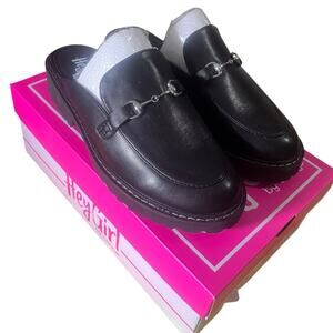 Corky’s Hey Girl Mules Wingin It Black Smooth Silver Horsebit Size 8